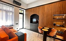 Jais Home-Moon Apartment Old Town